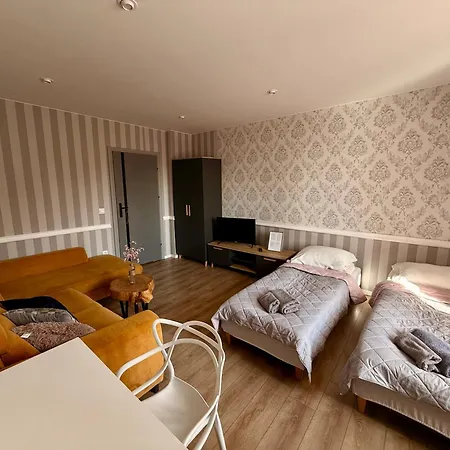 Wrzosowy Zakatek 3 ベッド・アンド・ブレックファスト *